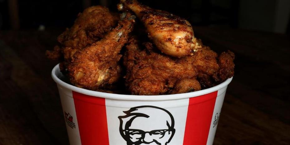 Χιλιάδες εστιατόρια KFC και Pizza Hut κατακλύζουν την Κίνα